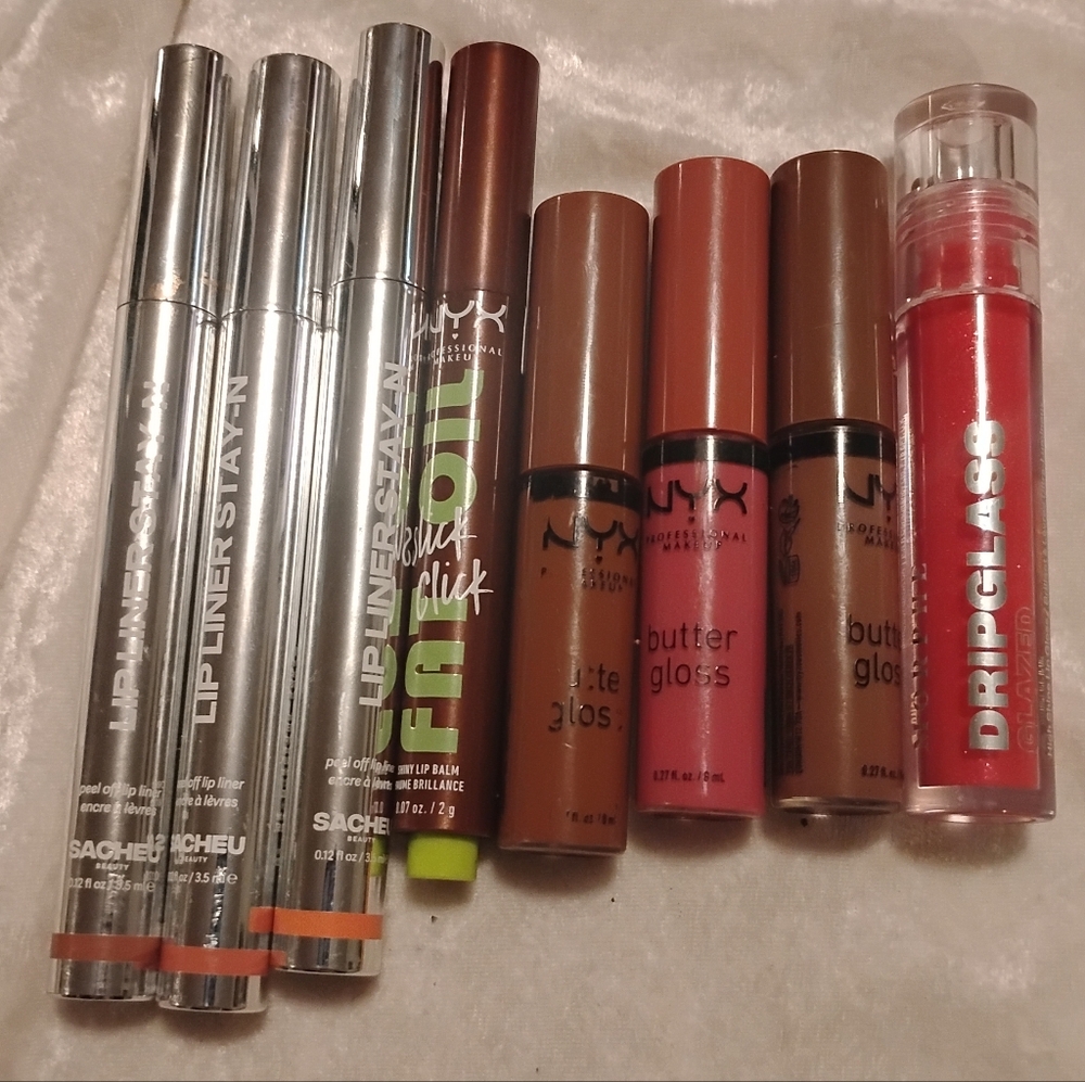 Lip Bundle Collection -  Brown, Red Pink Nude